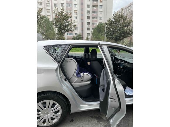 Sahibinden Toyota Auris 1.4 D-4D Touch 2014 Model 