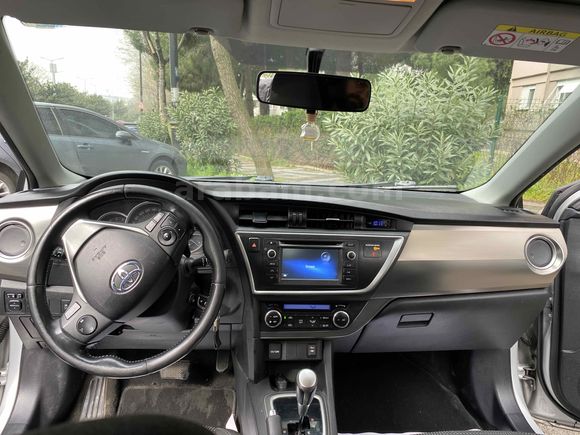 Sahibinden Toyota Auris 1.4 D-4D Touch 2014 Model 