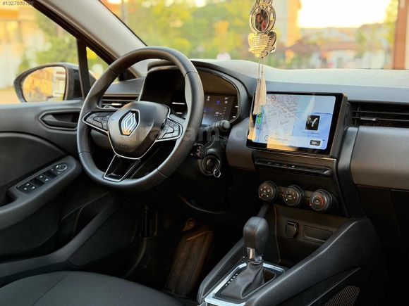 2024 RENAULT CLİO EQUİLİBRE OTOMATİK HATASIZ BOYASIZ