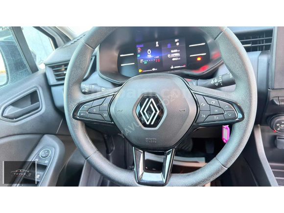YAVUZ AUTO'DAN 2023 CLİO BOYASIZ SERVİS BAKIMLI