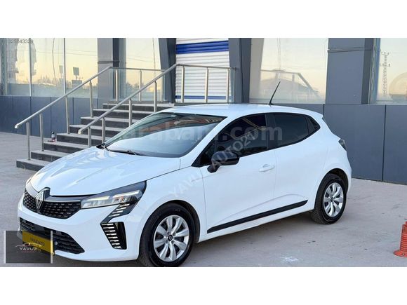 YAVUZ AUTO'DAN 2023 CLİO BOYASIZ SERVİS BAKIMLI