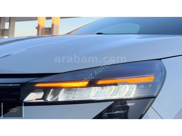 YAVUZ AUTO'DAN 2023 CLİO BOYASIZ SERVİS BAKIMLI
