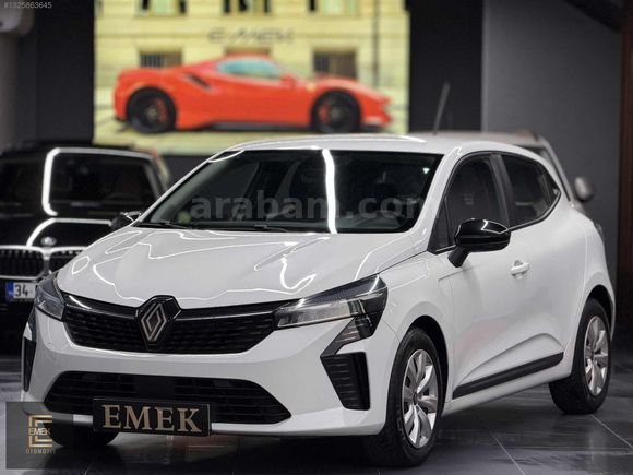 EMEK/2024 MODEL RENAULT CLİO OTOMATİK TESLA EKRAN 69 BİNDE