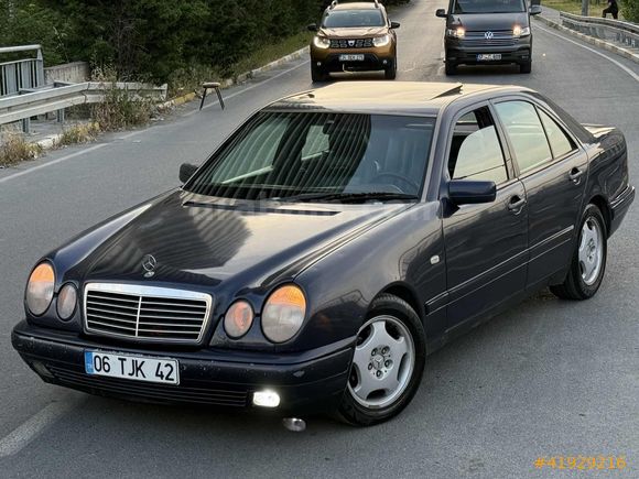 OTOMATİK SANROOFLU E200 VADE TAKAS OLUR