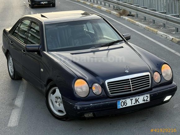 OTOMATİK SANROOFLU E200 VADE TAKAS OLUR