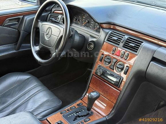 OTOMATİK SANROOFLU E200 VADE TAKAS OLUR