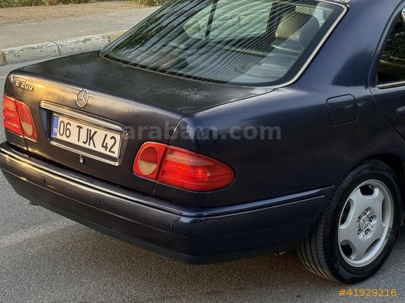 OTOMATİK SANROOFLU E200 VADE TAKAS OLUR