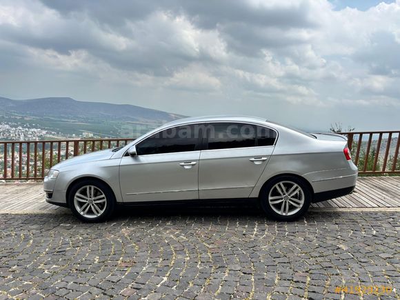 2011 PASSAT
