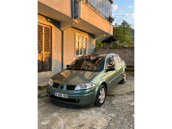 Sahibinden Renault Megane 1.5 dCi Dynamique 2004 Model 