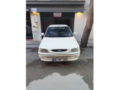 Sahibinden Ford Escort 1.6 CLX 1994 Model  161.000 km Beyaz