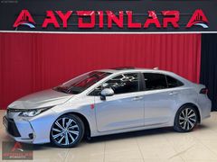 DEĞİŞENSİZ 2022 COROLLA FLAME X PACK SUNROOF HAYALET EKRAN