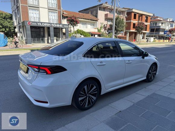 2026 TOYOTA COROLLA 1.5 FLAME X PACK MÜLTİDRİVE 6580 KM
