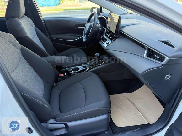 2026 TOYOTA COROLLA 1.5 FLAME X PACK MÜLTİDRİVE 6580 KM
