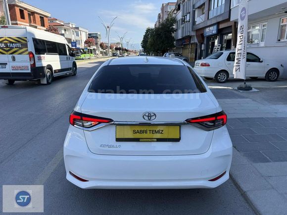 2026 TOYOTA COROLLA 1.5 FLAME X PACK MÜLTİDRİVE 6580 KM