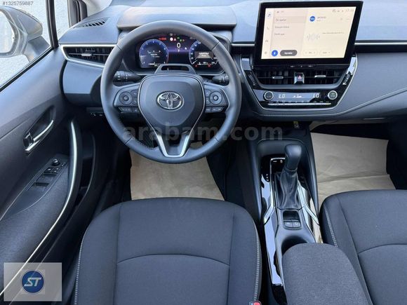 2026 TOYOTA COROLLA 1.5 FLAME X PACK MÜLTİDRİVE 6580 KM