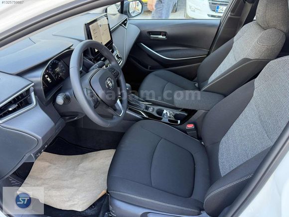 2026 TOYOTA COROLLA 1.5 FLAME X PACK MÜLTİDRİVE 6580 KM
