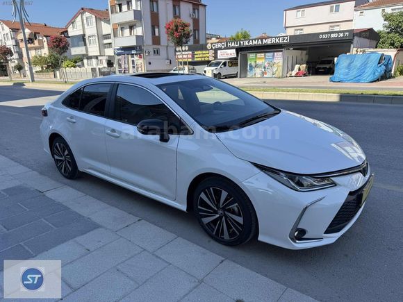 2026 TOYOTA COROLLA 1.5 FLAME X PACK MÜLTİDRİVE 6580 KM