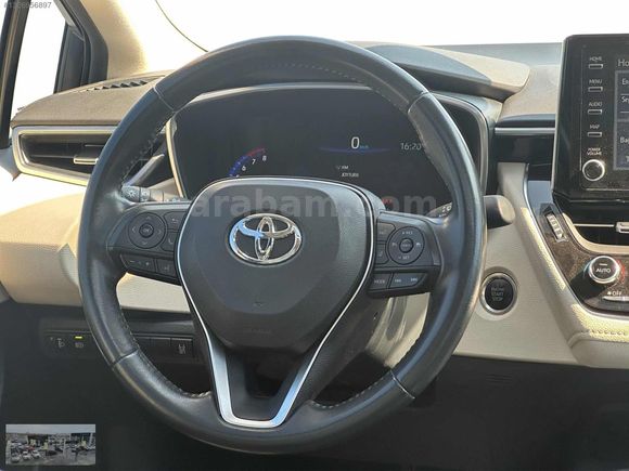 2022 COROLLA 1.5 FLAME X-PACK MULTIDRIVE S 61.360 KM ORJİNAL
