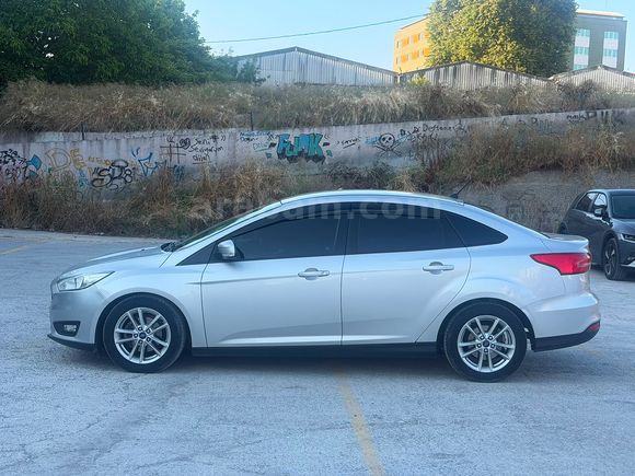 2017 FOCUS 1.5 DİZEL OTOMATİK 120 HP HATASIZ BAKIMLI ORJINAL .