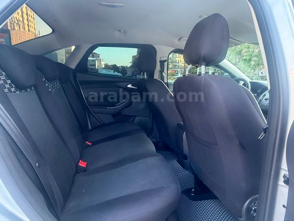2017 FOCUS 1.5 DİZEL OTOMATİK 120 HP HATASIZ BAKIMLI ORJINAL .