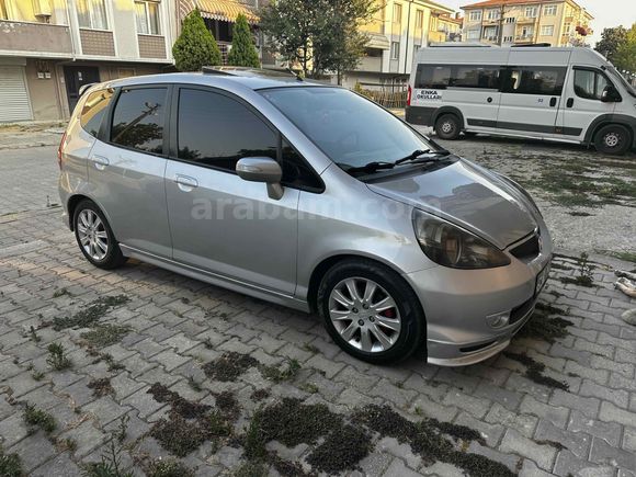 Sahibinden Honda Jazz 1.4 ES 2005 Model 