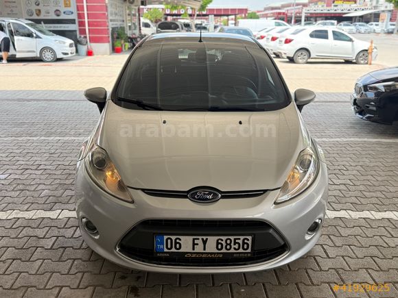 2012 TİTANİUM 164 BİN KM'DE TEK PARÇA BOYA GRİ RENK