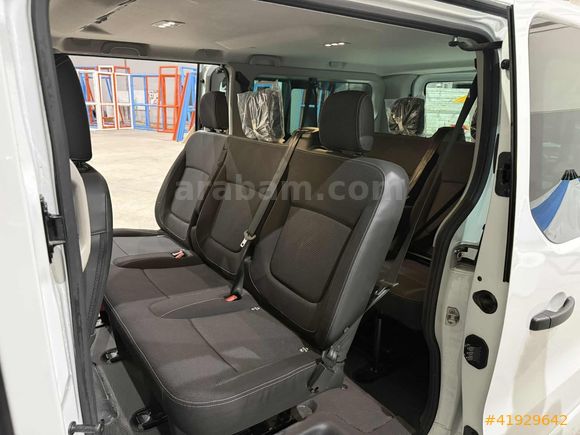2025 RENAULT TRAFİC 8+1 OTOMOBİL RUHSATLI