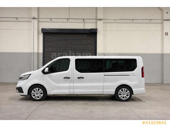 2025 RENAULT TRAFİC 8+1 OTOMOBİL RUHSATLI