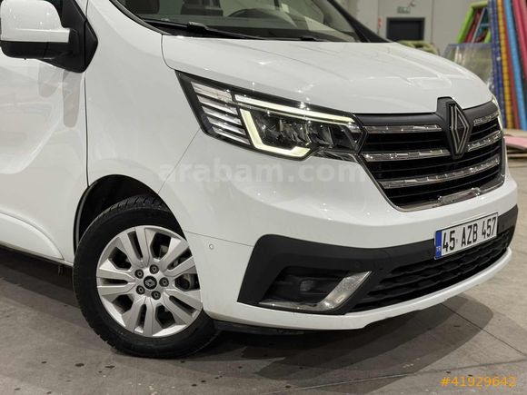 2025 RENAULT TRAFİC 8+1 OTOMOBİL RUHSATLI