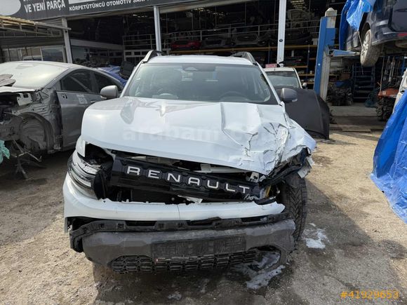 2025 RENAULT DUSTER 1.2 EVOLUTION M.HYBRID 4X4 17.000 KM'DE