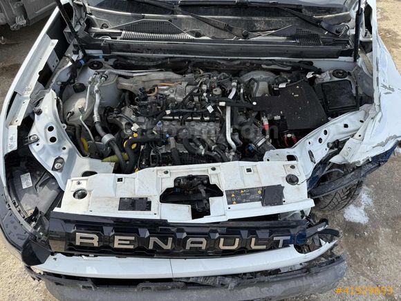 2025 RENAULT DUSTER 1.2 EVOLUTION M.HYBRID 4X4 17.000 KM'DE