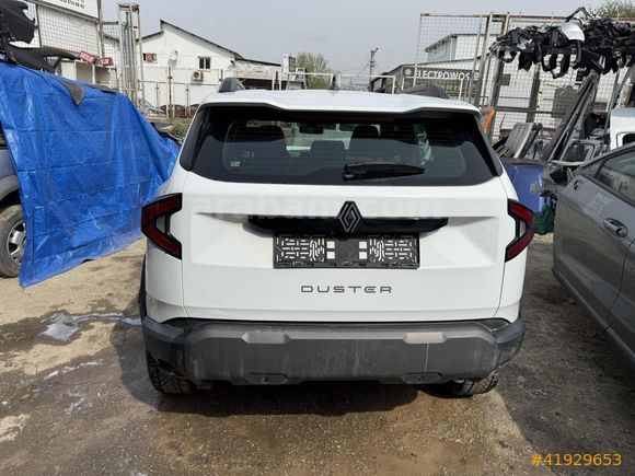 2025 RENAULT DUSTER 1.2 EVOLUTION M.HYBRID 4X4 17.000 KM'DE
