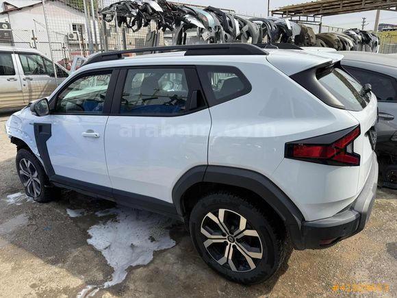 2025 RENAULT DUSTER 1.2 EVOLUTION M.HYBRID 4X4 17.000 KM'DE