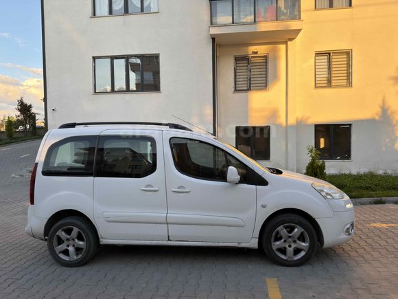 Sahibinden Peugeot Partner 1.6 HDI Active 2014 Model 