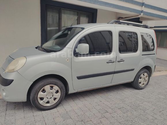 Sahibinden Renault Kangoo Multix 1.5 dCi Expression 2009 Model  182.000 km Gri