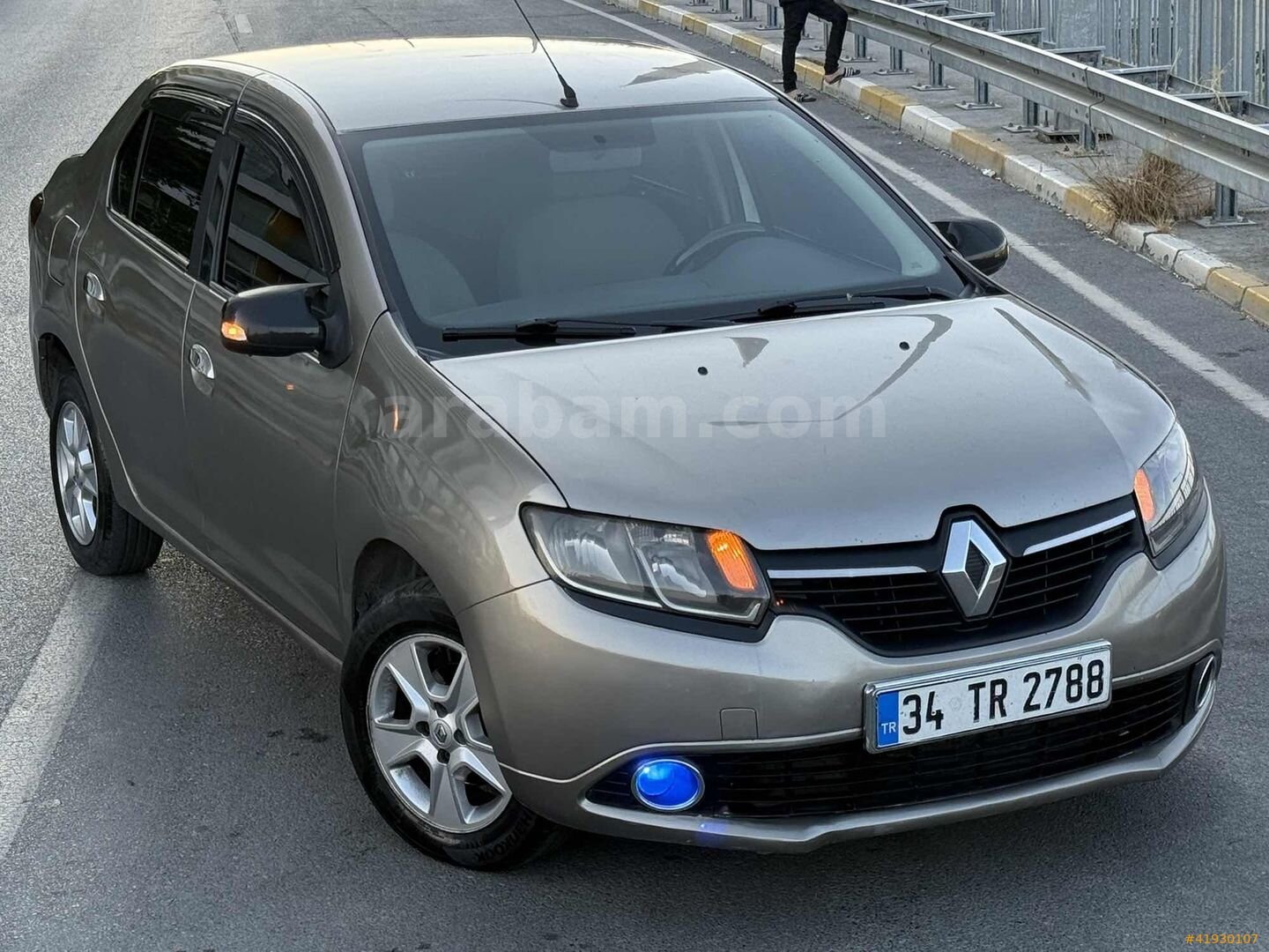 Galeriden Renault Symbol 1.5 dCi Touch 2013 Model İstanbul 347.000 km Kahverengi 1