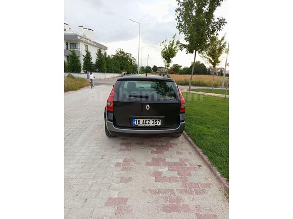 Galeriden Renault Megane 1.6 Privilege 2005 Model Konya