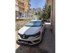 Sahibinden Renault Megane 1.5 dCi Icon 2019 Model  300.000 km Beyaz