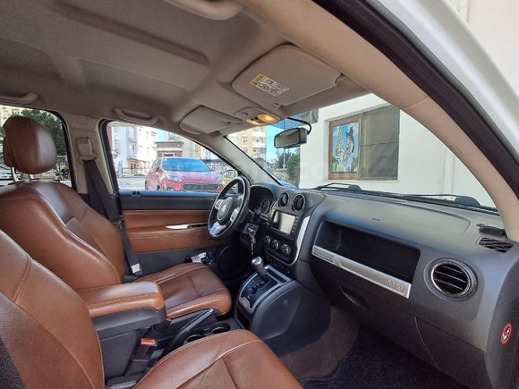 Sahibinden Jeep Compass 2.0 Limited 2014 Model
