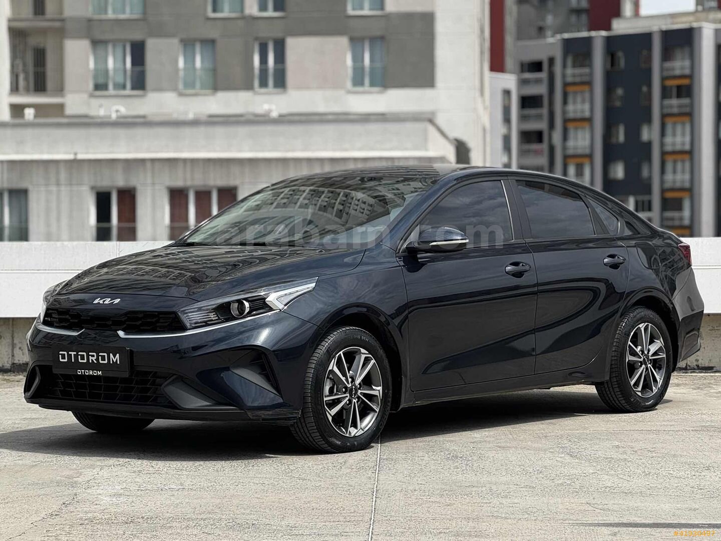 Galeriden Kia Cerato 1.6 MPI Elegance 2023 Model İstanbul 36.000 km Mavi 7