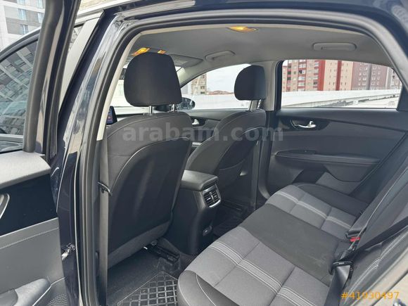 OTOROM 2023'Model Kia Cerato Elegance 36.000KM Hatasız