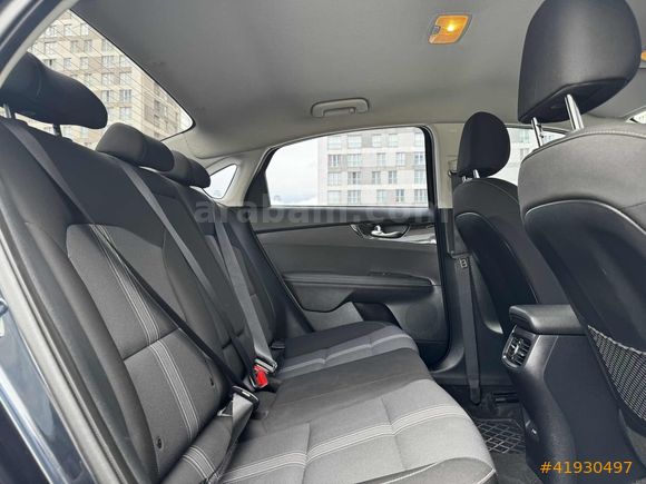 OTOROM 2023'Model Kia Cerato Elegance 36.000KM Hatasız