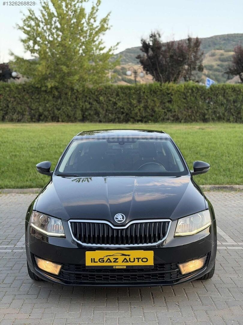 Galeriden Skoda Octavia 1.6 TDI Elegance 2013 Model Çankırı 275.000 km Siyah 2