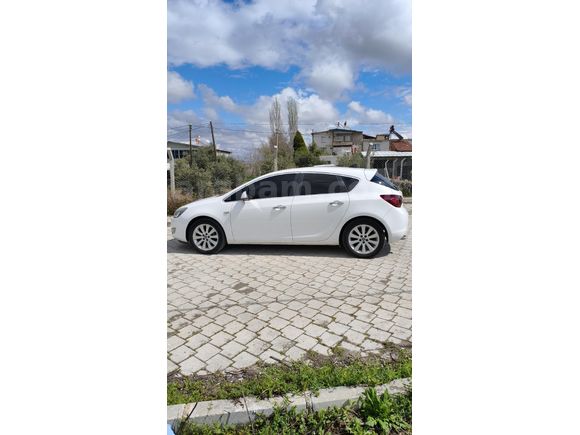 Sahibinden Opel Astra 1.4 T Cosmo 2011 Model