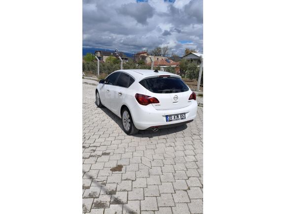 Sahibinden Opel Astra 1.4 T Cosmo 2011 Model