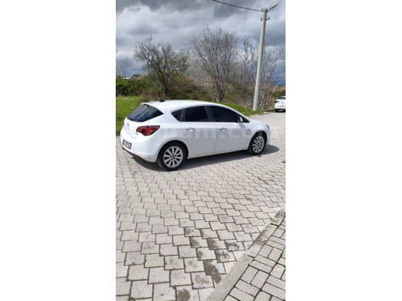 Sahibinden Opel Astra 1.4 T Cosmo 2011 Model