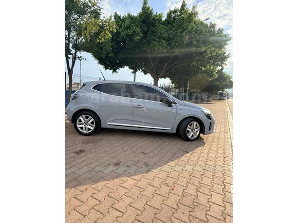 Sahibinden Renault Clio 1.0 TCe Evolution 2024 Model 