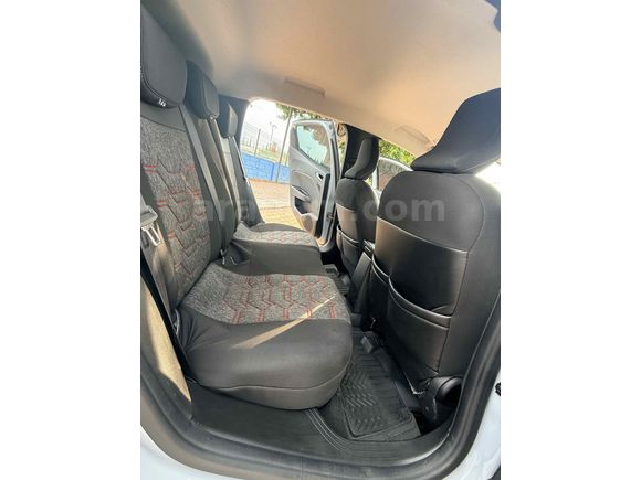 Sahibinden Renault Clio 1.0 TCe Evolution 2024 Model 
