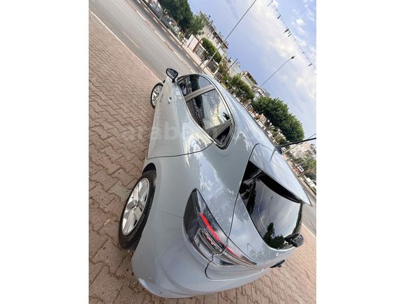 Sahibinden Renault Clio 1.0 TCe Evolution 2024 Model 