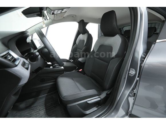 ÖzkerimoğluOtomotiv 2025 RENAULT CLİO 1.0TCE 90 EVOLUTION OTMATK